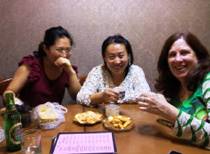 Beijing ladies in the teahouse.JPG