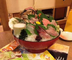 Sashimi in Tokyo.jpg